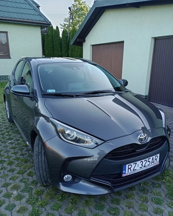 Toyota Yaris cena 72300 przebieg: 18170, rok produkcji 2021 z Rzeszów małe 29